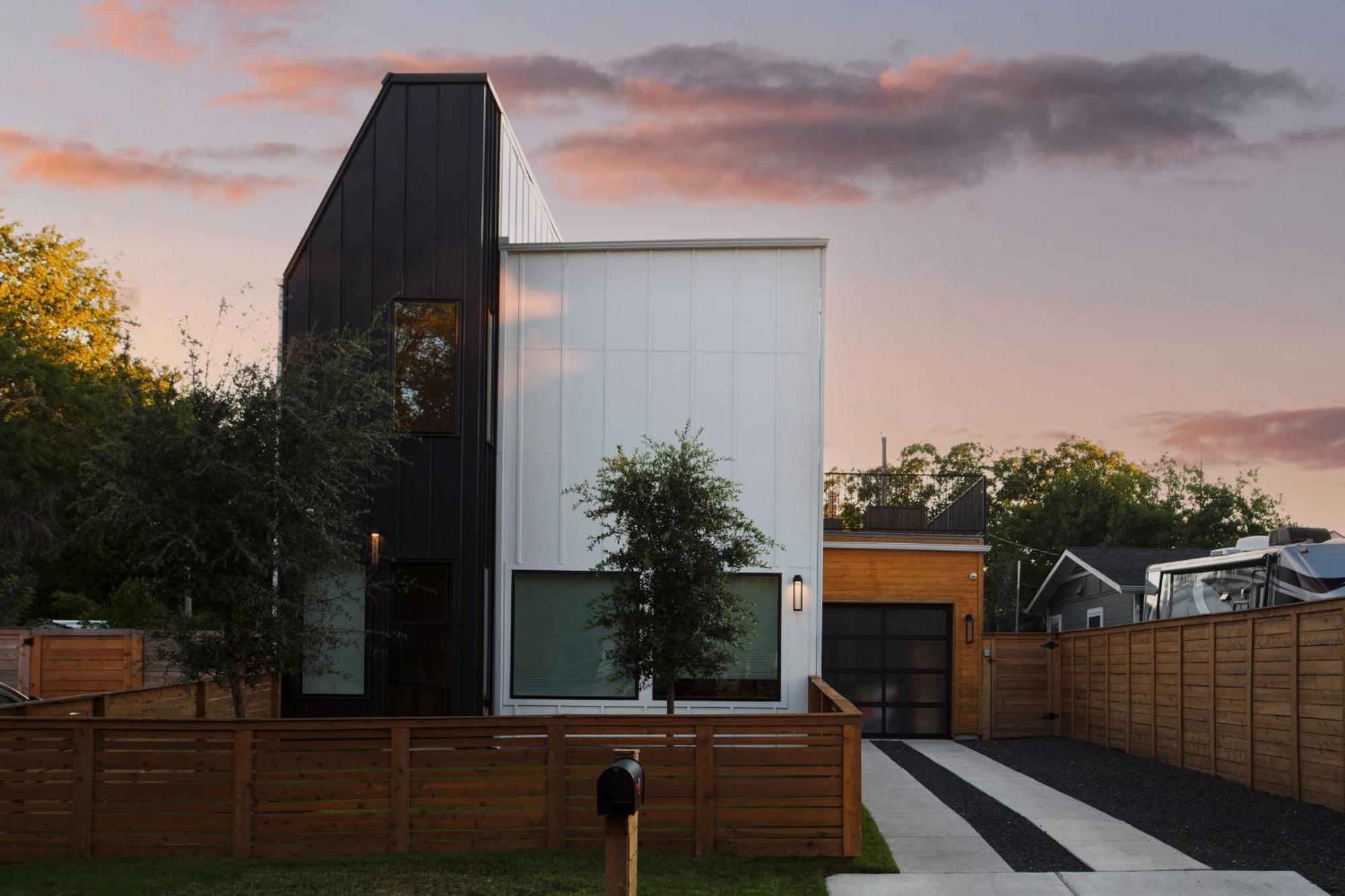Melody By Avantstay Peloton Included Sleek Home Austin Exteriér fotografie