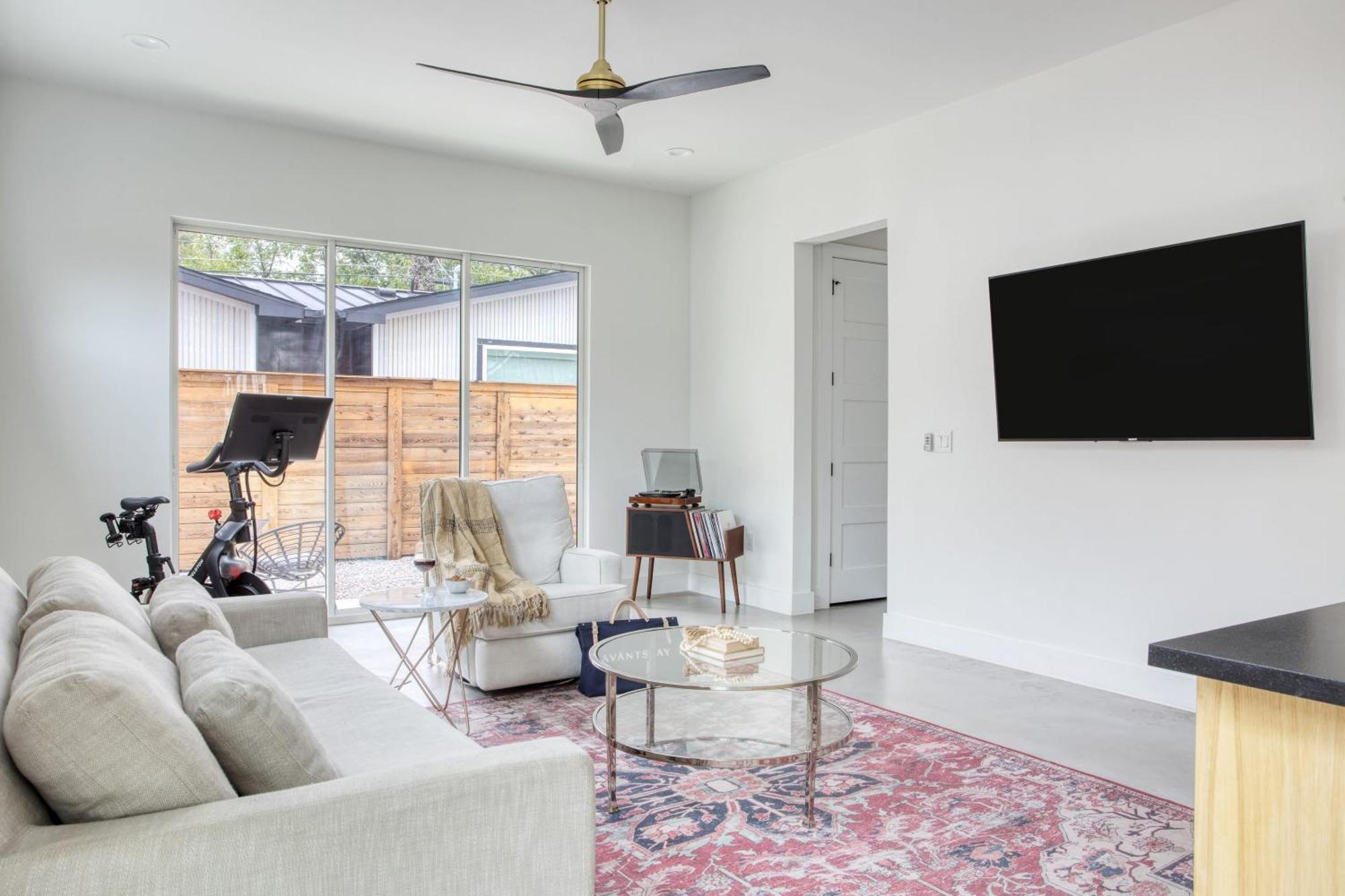 Melody By Avantstay Peloton Included Sleek Home Austin Exteriér fotografie